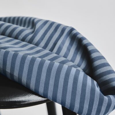 Two-tone stripe twill blauw