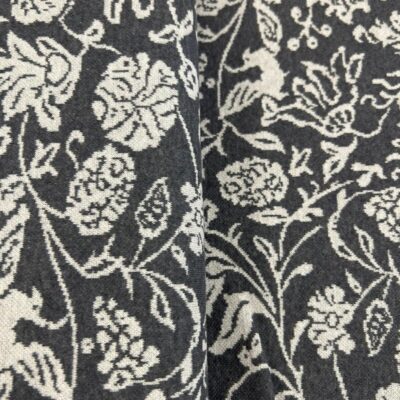 jacquard grijs met witte bloemen